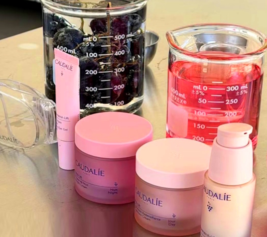 Linea Resveratrol lift di Caudalie